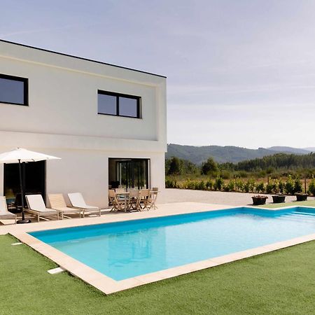 Casa Dos Mirtilos Draper T6 Celorico De Basto Luaran gambar
